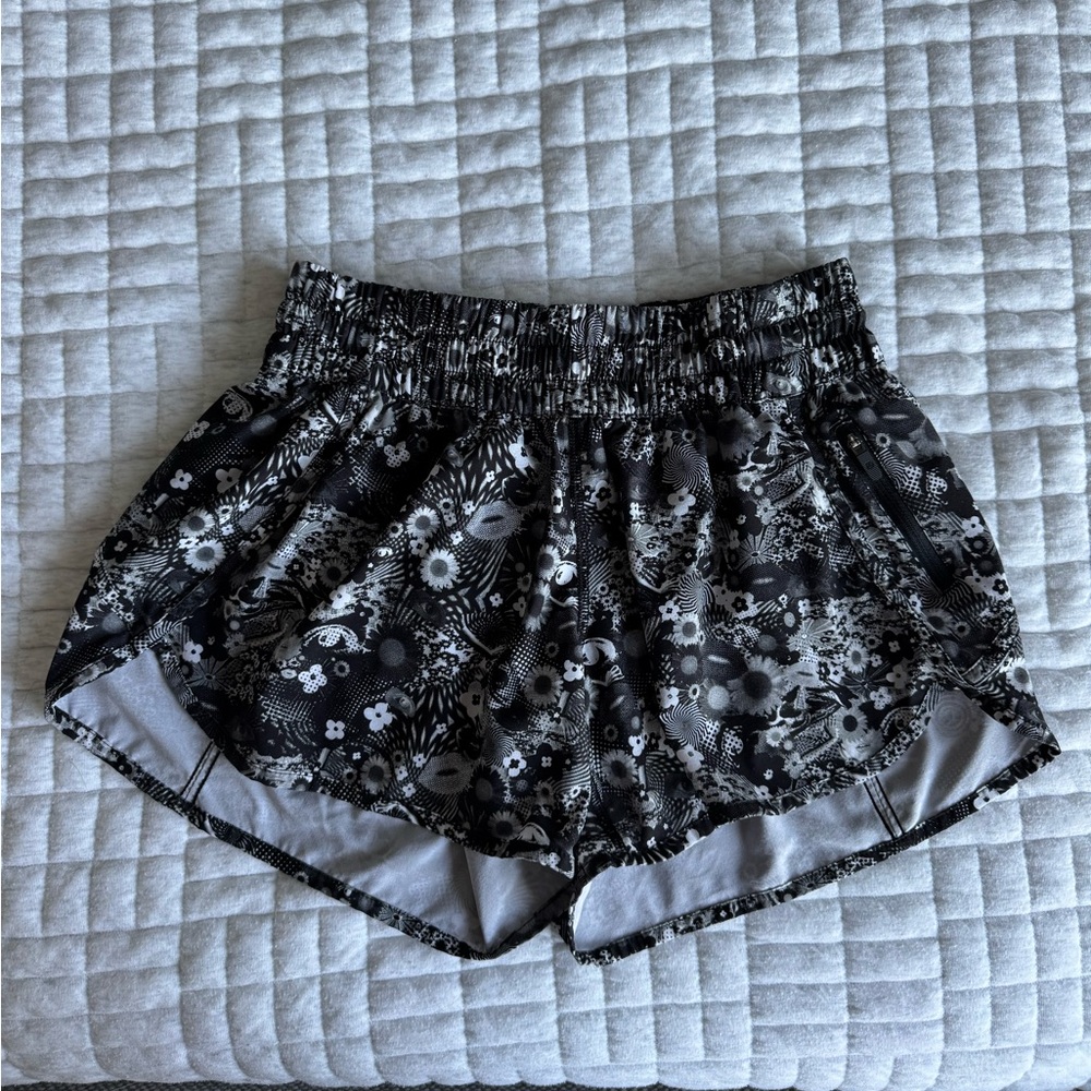 lululemon athletica Seawheeze 2017 Tracker V Shorts